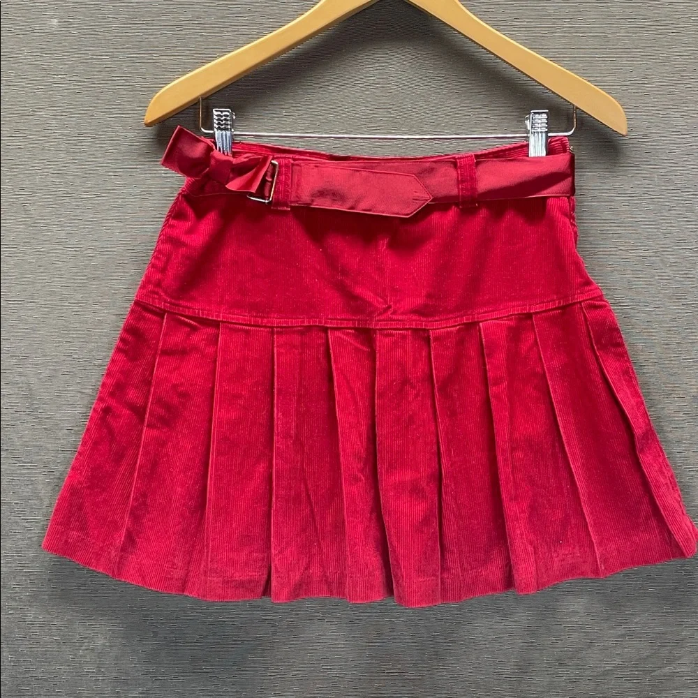 Ralph Lauren Red Pleated corduroy Skirt with Belt. (‎ Blue label )